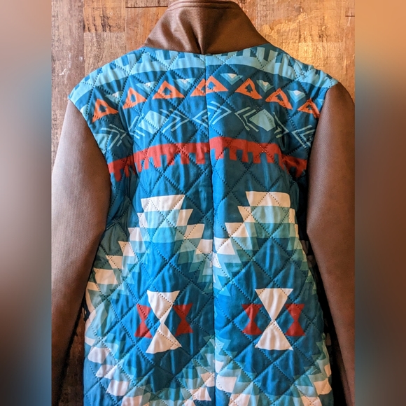 New Handcrafted By Donna Originals Aztec Blue Coat With Faux Suede Sleeves - Picture 11 of 15